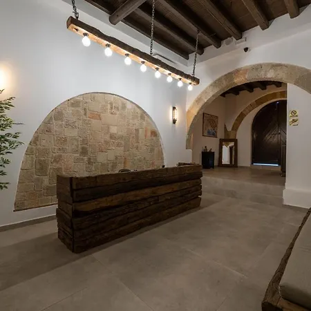 Ancient Knights Luxury Suites-3