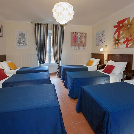 Budget Rooms Des Arts-3
