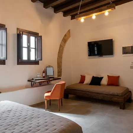 Ancient Knights Luxury Suites-2