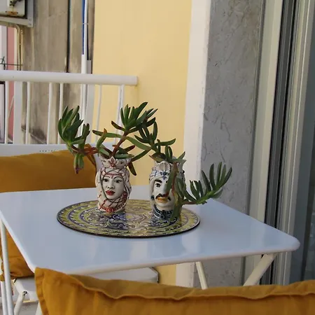 Casa Vacanze Terramare, 550 Mt From The Beach, Close To Ortigia Historic Center-3