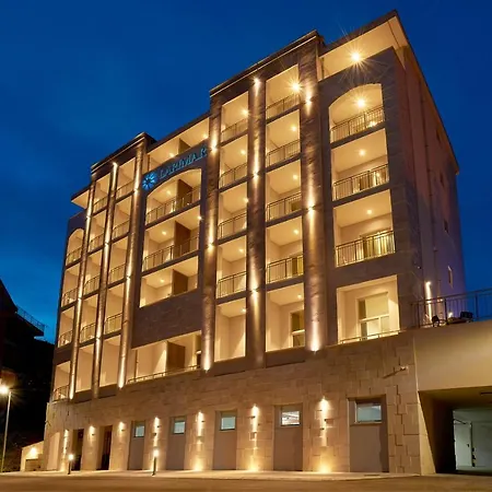 Apart Garni Hotel Larimar-3