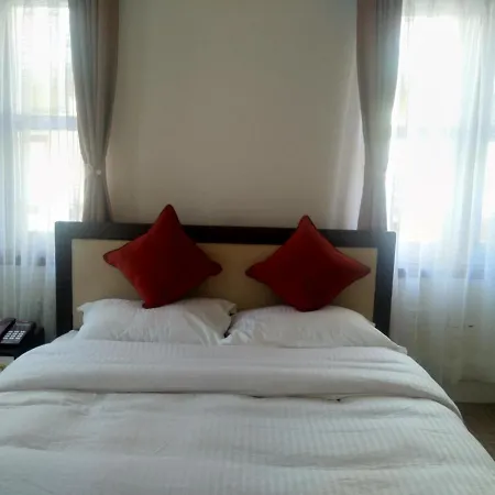 Hidden Leaf Bed & Breakfast-2