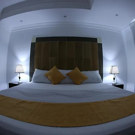 Hotel Vicentina-2