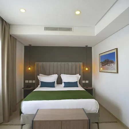 Maia Hotel Suites-3