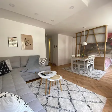 Studio Apartment Amelia-3