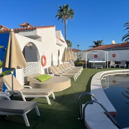 Rainbow Golf Bungalows, Gay Men-Only Resort-3