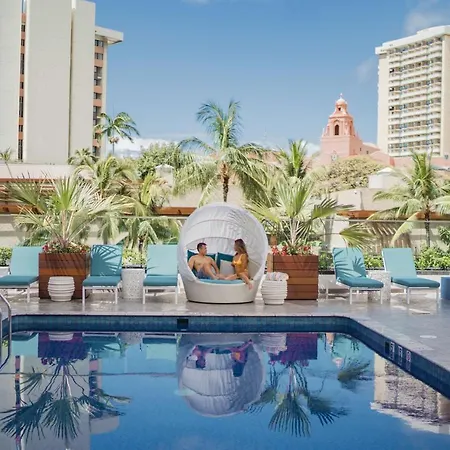 Outrigger Waikiki Beachcomber Hotel-3