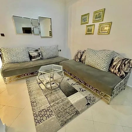 Superbe Appartement Avec Cheminee-3