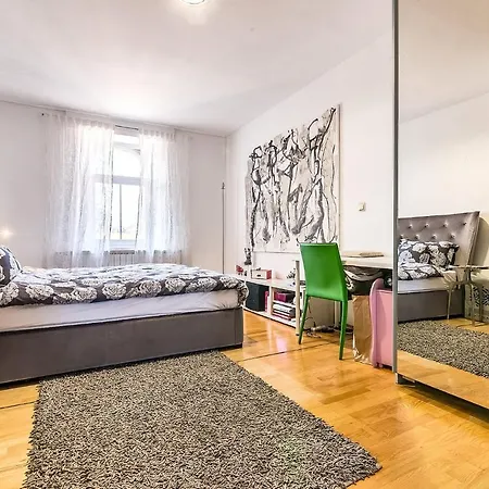 Modern City-Centre Penthouse With Spectacular Views / 135Sqm-3