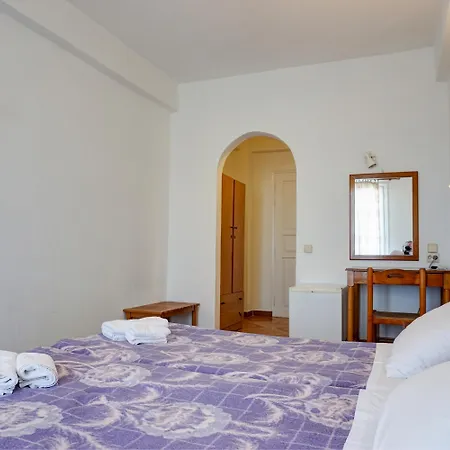 Alexandra Hotel-2