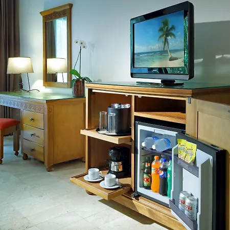Grand Palladium Colonial Resort & Spa-2