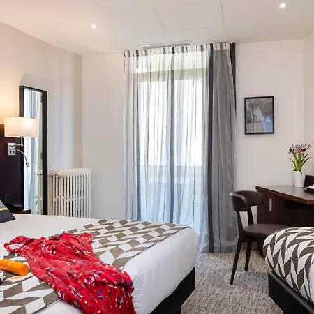 Hotel Locarno Nice-3