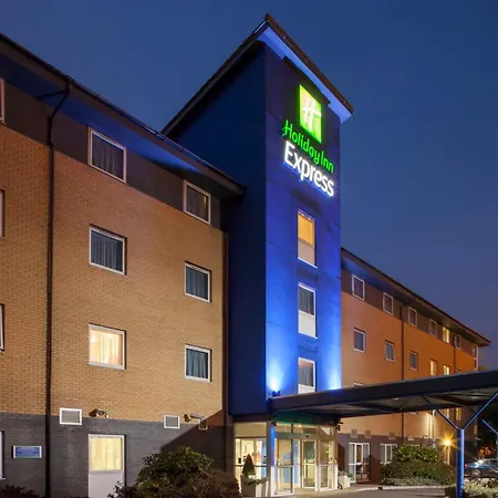 Holiday Inn Express Birmingham Star City By Ihg-3