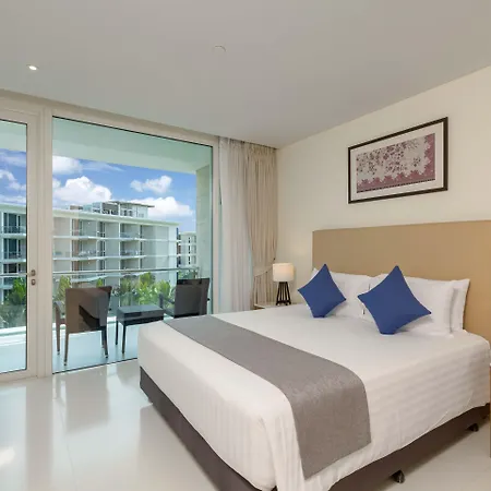 Splash Beach Resort Phuket, Family-Friendly Beachfront Resort-3
