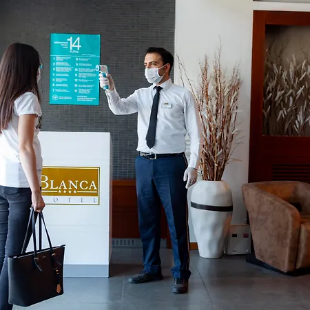Blanca Hotel-2