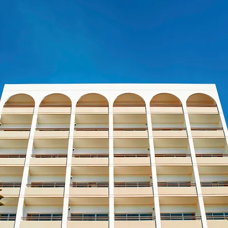Ajax Hotel-3