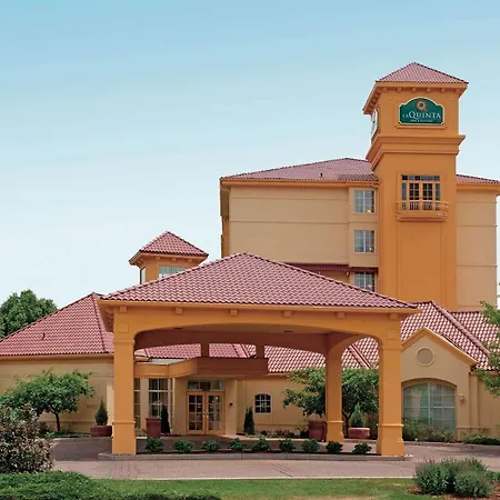 La Quinta Inn & Suites By Wyndham Colorado Springs South Ap-2