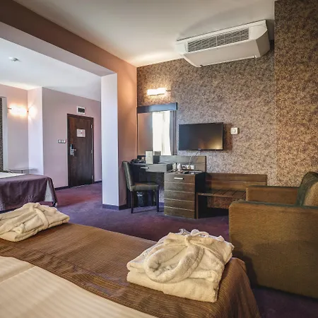 Budapest Hotel - Free Parking-2