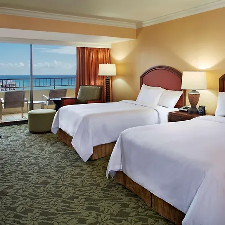 Hilton Hawaiian Village Waikiki Beach Resort-3