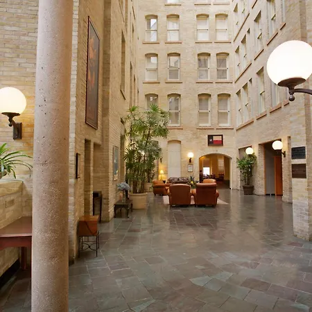 The Crockett Hotel-2