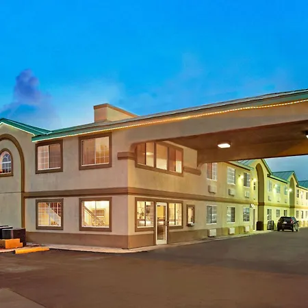 Days Inn By Wyndham San Antonio Airport-2