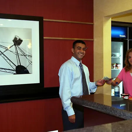 Hampton Inn & Suites Louisville East-3