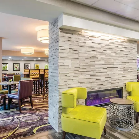 La Quinta Inn & Suites By Wyndham Myrtle Beach - N Kings Hwy-2