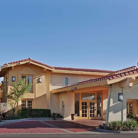 La Quinta Inn By Wyndham Austin Oltorf-2