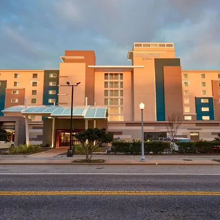 Doubletree By Hilton Oceanfront Virginia Beach-3