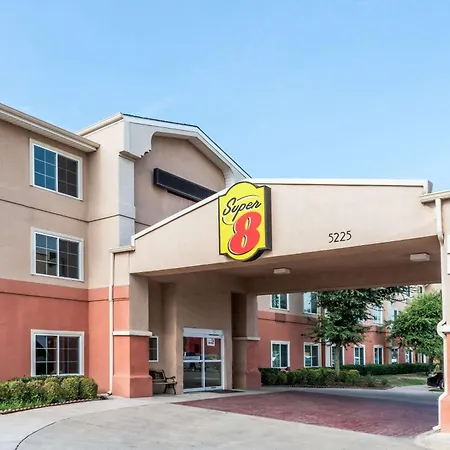 Super 8 By Wyndham Fort Worth North-2
