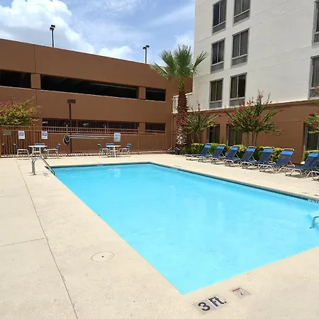 Red Roof Inn Plus+ San Antonio Downtown - Riverwalk-3