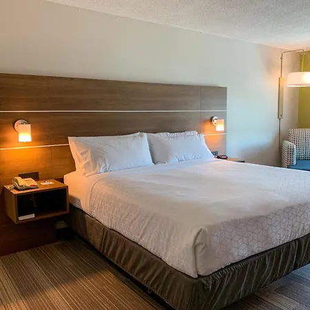 Holiday Inn Express & Suites Lexington Downtown Area-Keeneland By Ihg-3