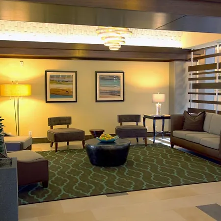 Embassy Suites By Hilton Dallas Market Center-2