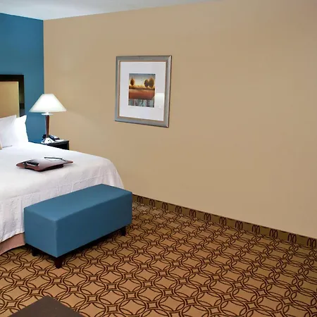 Hampton Inn & Suites Charlotte-Airport-3