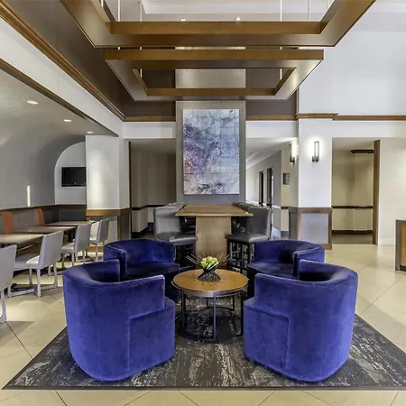 Hyatt Place Charlotte Airport Billy Graham Parkway-2