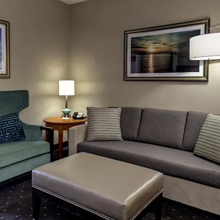Embassy Suites Williamsburg-3