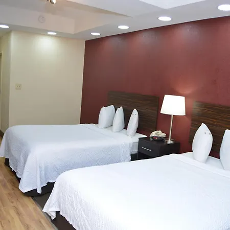Red Roof Inn Plus+ & Suites Chattanooga - Downtown-2