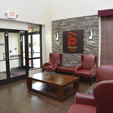 Red Roof Inn Plus+ & Suites Chattanooga - Downtown-3