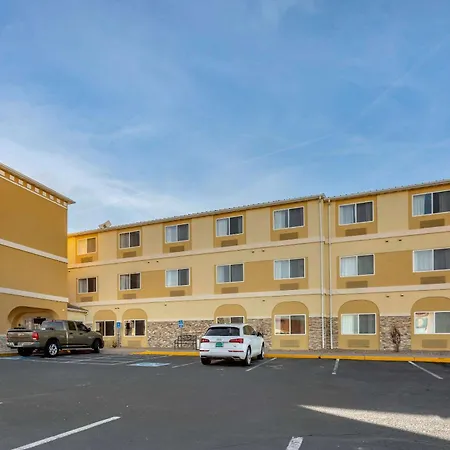 Comfort Inn & Suites Alameda At Albuquerque Balloon Fiesta Park-3
