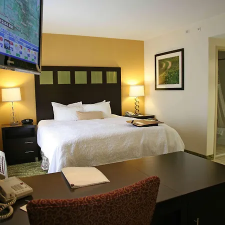Hampton Inn & Suites Tulsa-Woodland Hills-2