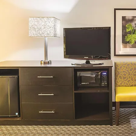 La Quinta Inn & Suites By Wyndham Phoenix Scottsdale-3