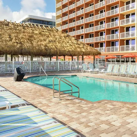 Hampton Inn Daytona Beach/Beachfront-2