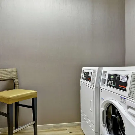 Hampton Inn Palm Beach Gardens-3