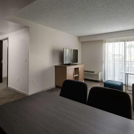 Hampton Inn & Suites Anaheim Garden Grove-3