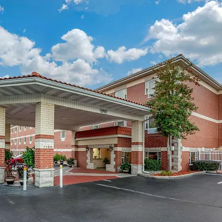 Comfort Suites Jacksonville Airport-3