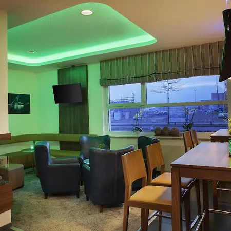 Holiday Inn Express Bremen Airport By Ihg-2