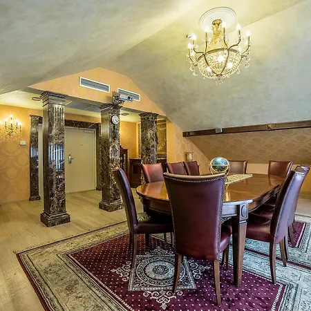 Imperial Hotel & Restaurant-2