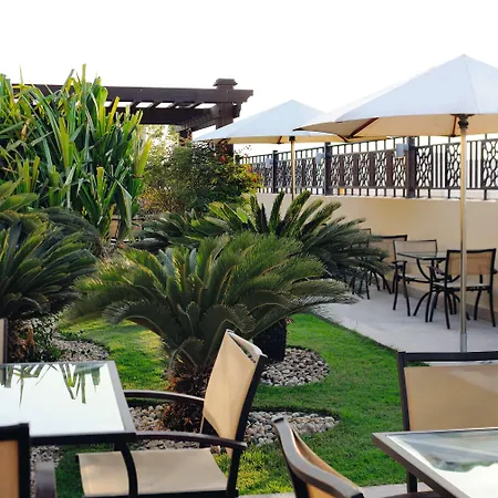 Moevenpick Hotel Apartments Al Mamzar Dubai-3