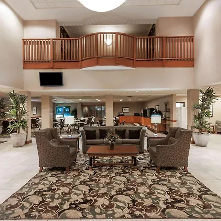 Wingate By Wyndham - Edmonton West-3