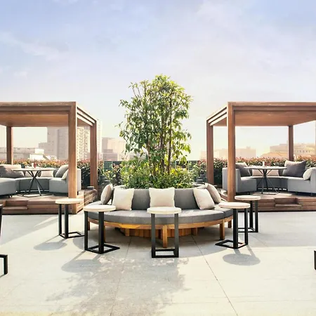Hualuxe Shanghai Twelve At Hengshan By Ihg-2